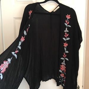 Cute black kimono cardigan with embroidery